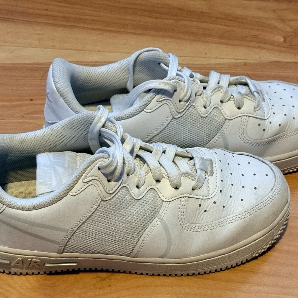 Nike stylish sneakers